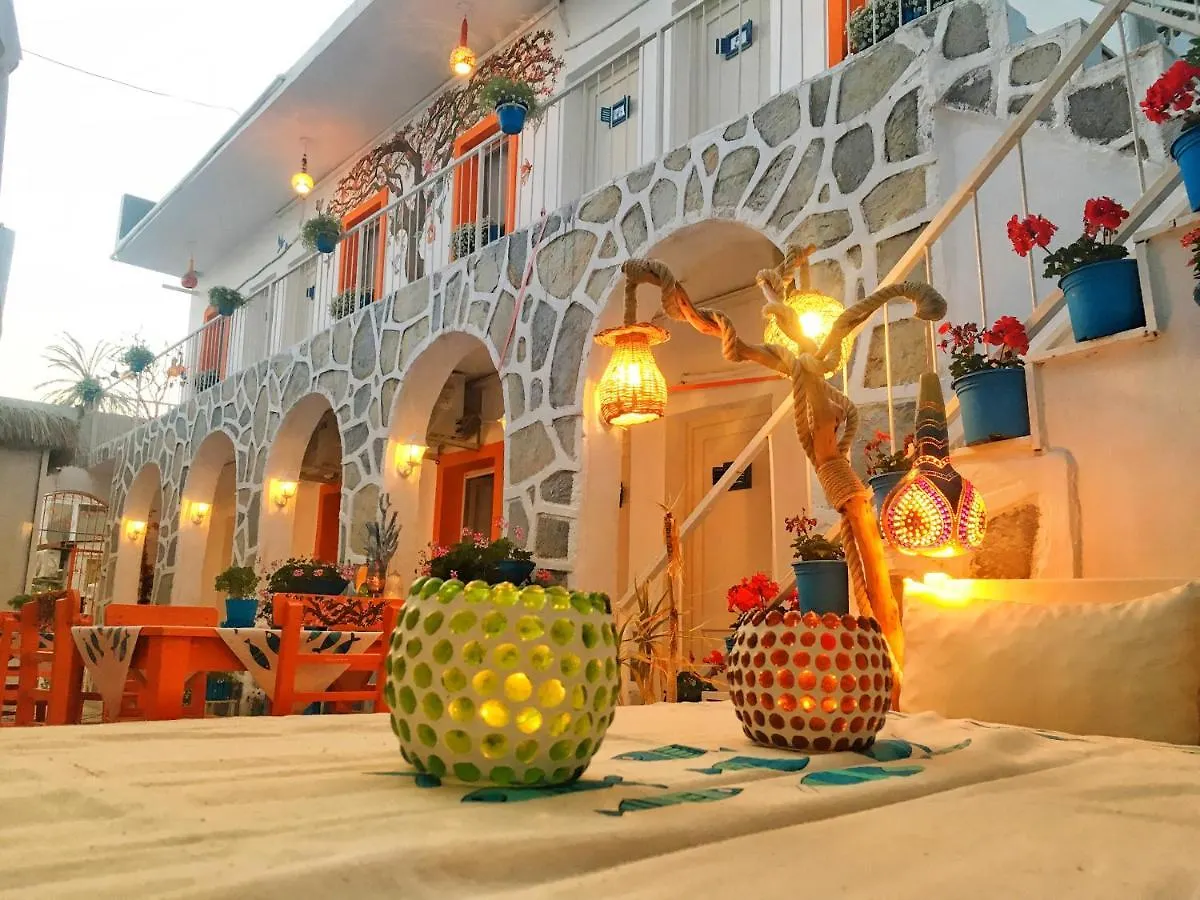 Bodrum Sade Pension 0*,